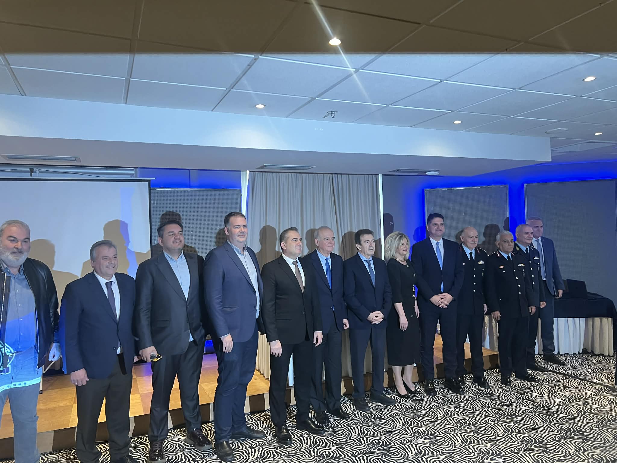 4a1bf834 c645 4341 925f 11e74f510847