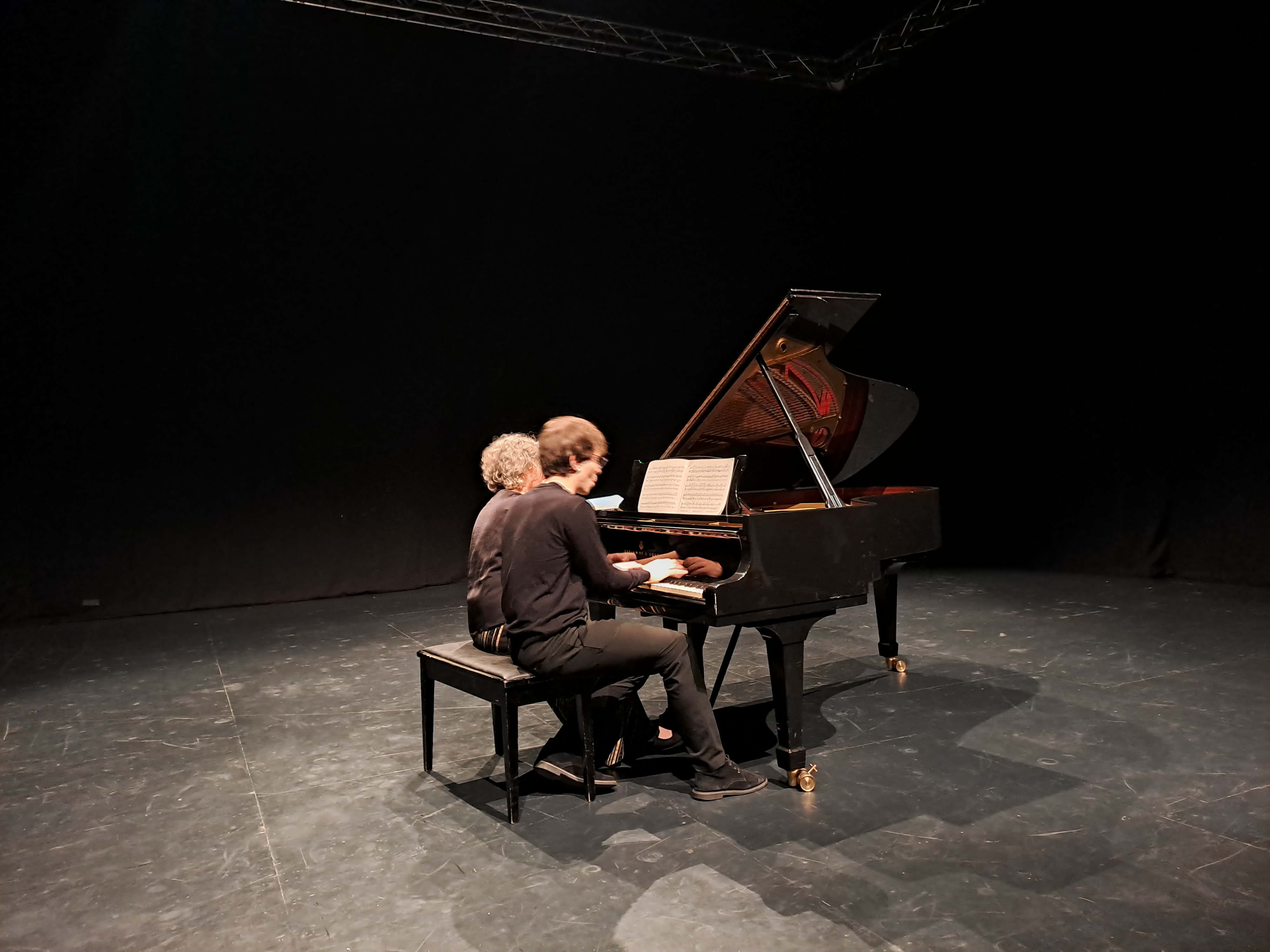 d7efbf72 2459 4c94 ae90 2b7f2c9aec41